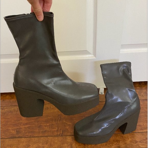 platform heeled boots - Picture 2 of 4